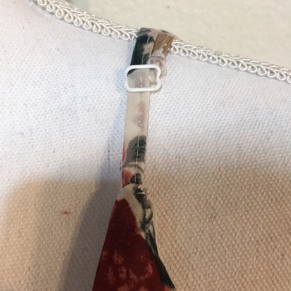 Layered floral chiffon top - Picture 4 of 6